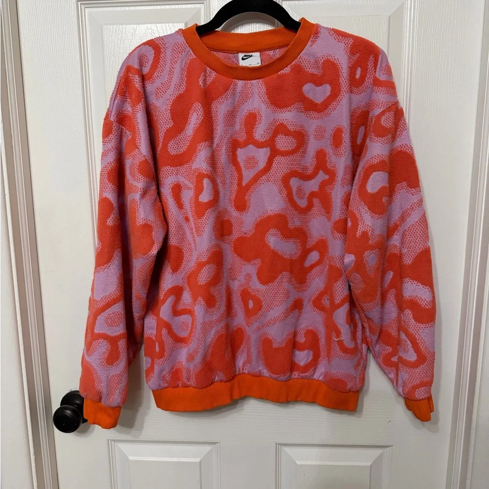 NIKE youth XL crewneck‎ leopard textured orange and pink